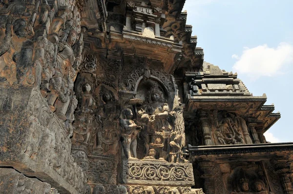 赫莱比德，印度 Hoysaleshwara 印度教寺庙 — 图库照片