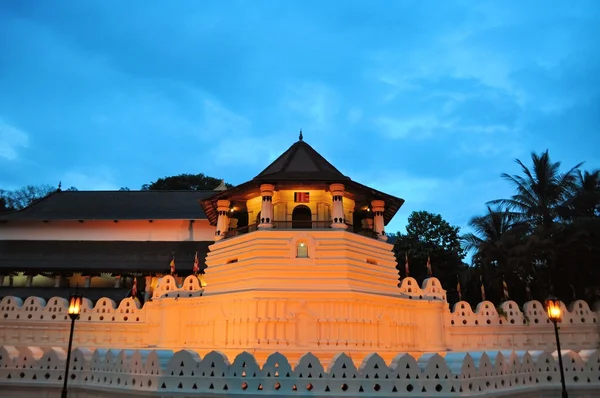 Buddyjska świątynia zęba, Kandy, Sri Lanka — Zdjęcie stockowe