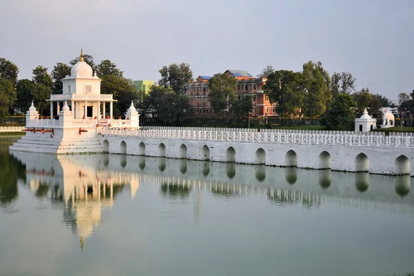 Rani Pokhari Pond landmark in Kathmandu, Nepal — Stock Photo, Image