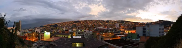 La Paz in the Andes, capitol Bolivia — Stock Photo, Image