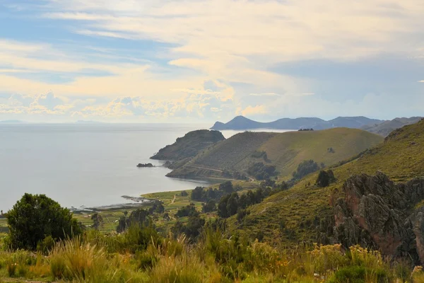 Widok na Jezioro Titicaca między Boliwii i Peru — Zdjęcie stockowe