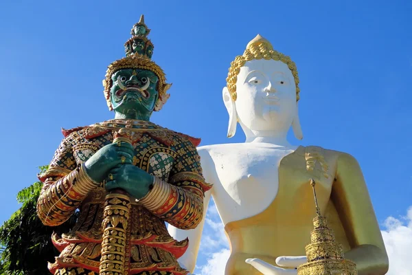 Estatua de Buda en el norte de Tailandia — Foto de Stock