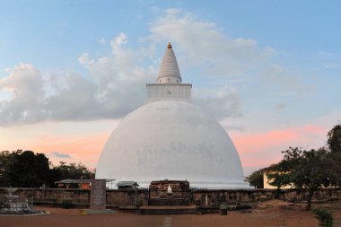 Mirisavatiya Dagoba Stupa, Anuradhapura, Sri Lanka
