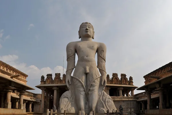 Jain Bůh gomeshvara v shravanabelagola, Indie — Stock fotografie