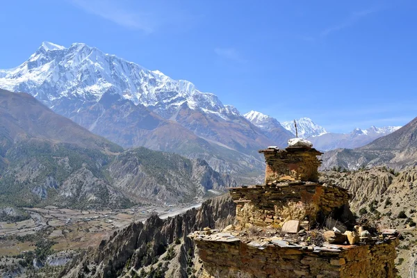 Landschap in Annapurna bergketen, Himalaya — Stockfoto