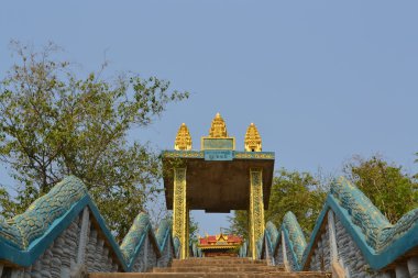 Siem Reap, Kamboçya'da modern Budist tapınağı