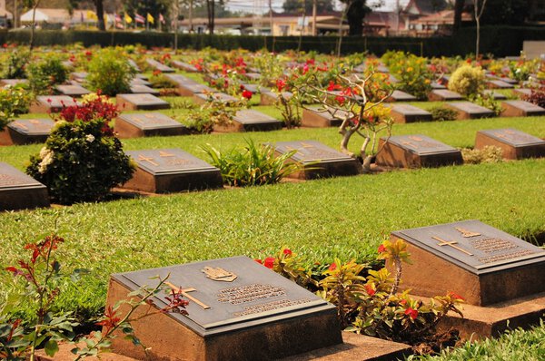 Кладбище жертв Второй мировой войны, Канчанабад, Таиланд
