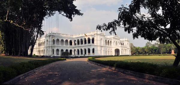 Museu Nacional no centro de Colombo, Sri Lanka — Fotografia de Stock