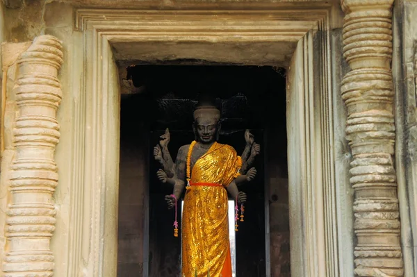 Altar budista antigo, Angkor Wat, Camboja — Fotografia de Stock