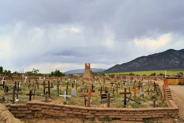Christian cemetary in Taos Pueblo, New Mexico — Stock Photo, Image