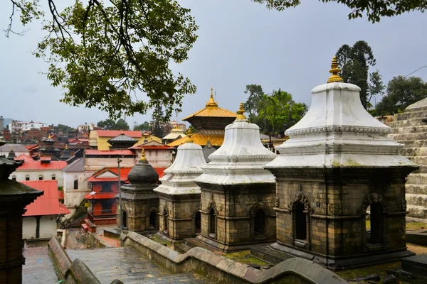 Pashupatinath temple and cremation ghats, Khatmandu — Stock Photo, Image