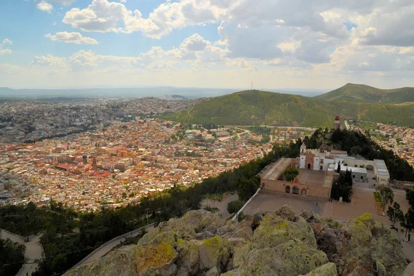 Zacatecas, renkli koloni şehri, Meksika havadan görünümü — Stok fotoğraf