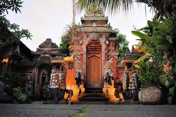 Hinduiskt tempel, Ubud, Bali — Stockfoto