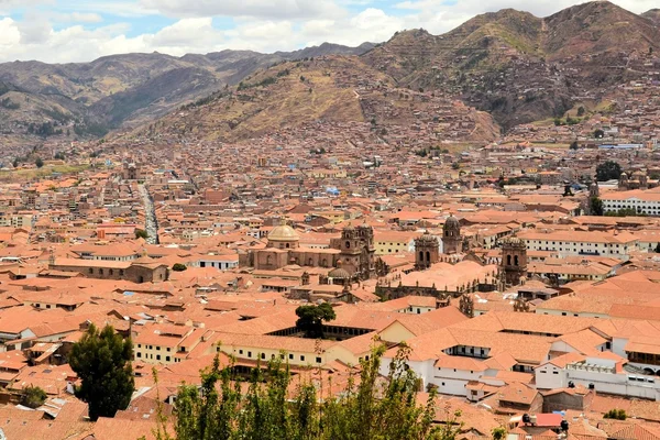 Czerwone dachy zabytkowego centrum, Cuzco, Peru — Zdjęcie stockowe
