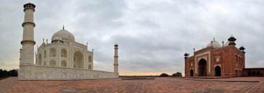 Taj Mahal Kraliyet mezarı ve Camii, Agra, Hindistan