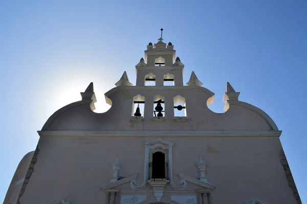 Colonial white washed church, Merida, Yucatan, Mexico — Stock Photo, Image