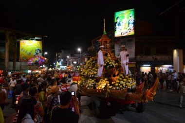 Loy Krathong festival geçit töreni Yee Peng, Chiang Mai, Tayland için