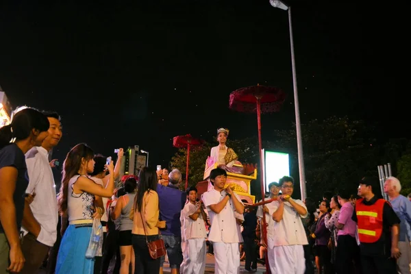 Loy Krathong festival desfile para Yee Peng, Chiang Mai, Tailândia — Fotografia de Stock