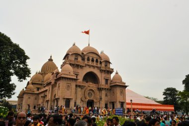 Ana tören sırasında Durga Puja Belur matematik, Kolkata