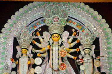 Hindu Tanrıça Idol Pandal, Durga Puja, Kalküta için geçici Tapınağı içinde
