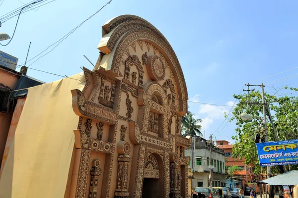 Pandal, dočasné chrám zasvěcený hinduistické bohyně Durga, Kalkata — Stock fotografie