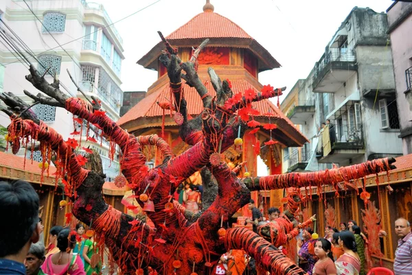 Pandal, dočasné chrám zasvěcený hinduistické bohyně Durga, Kalkata — Stock fotografie