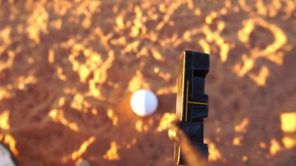 Filmagem Slow Motion Vista Perto Clube Golfe Bola — Vídeo de Stock