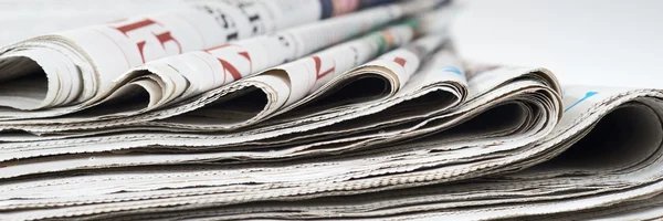 Pile of old newspapers — Stock Photo, Image