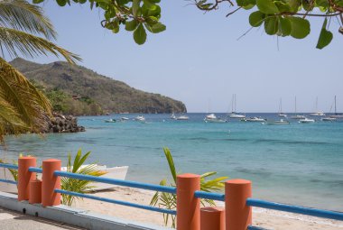 Martinique sahil kapalı birçok tekne