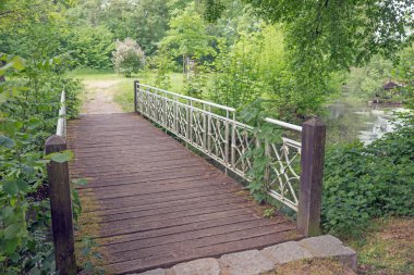 Ne zaman köprü üzerinden su Park