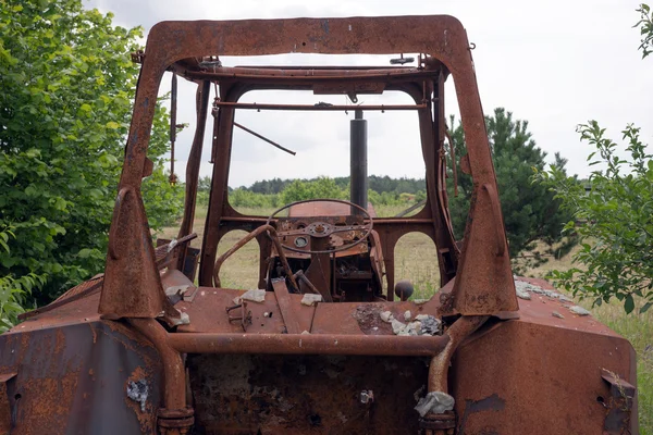 古いさびたビンテージ トラクター — ストック写真
