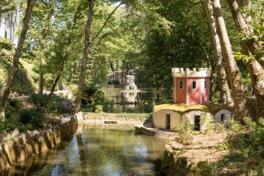 Antik ördek ev park Pena Sarayı nda
