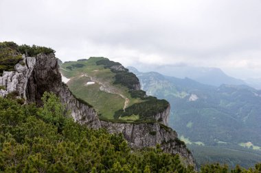 Avusturya 'daki mağlup isimli dağdan bir görüntü. Avrupa