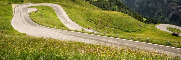 Curva Nítida Grossglockner High Alpine Road Austria Imagen Panorámica — Foto de Stock