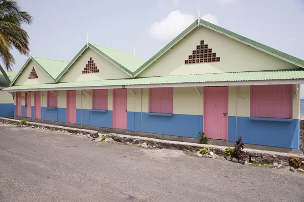 Casa de madeira colorida — Fotografia de Stock