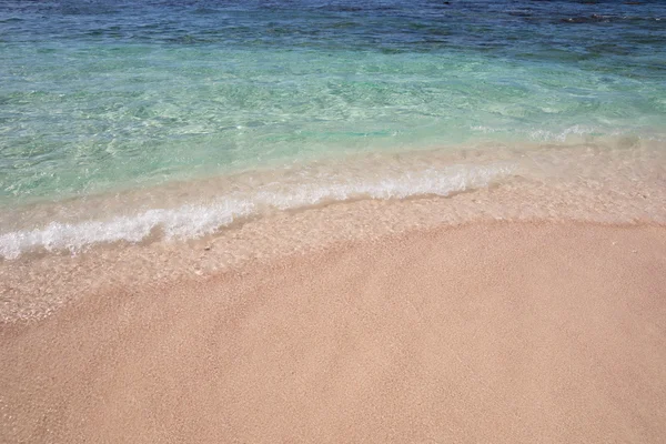 Meerwasser und Sand am Strand — Stockfoto