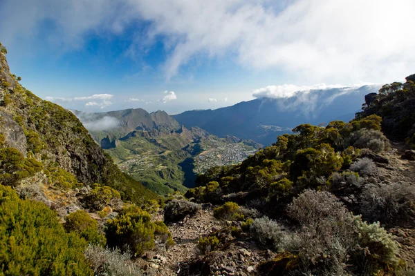 Vista desde las montañas a Cilaos — Foto de Stock