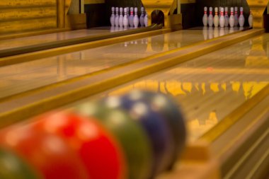 Bowling merkezi bowling topları