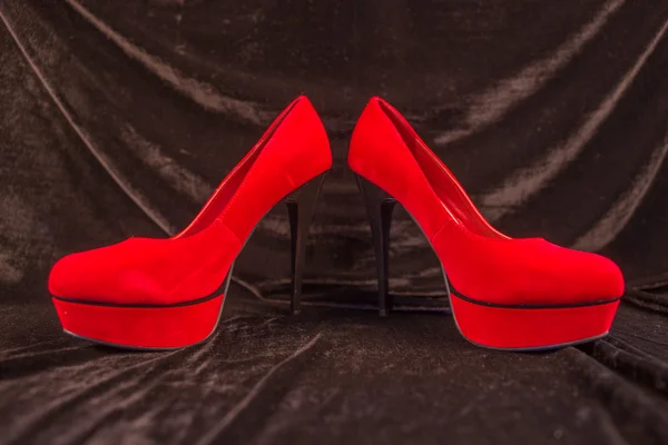 Rode Damesschoenen — Stockfoto