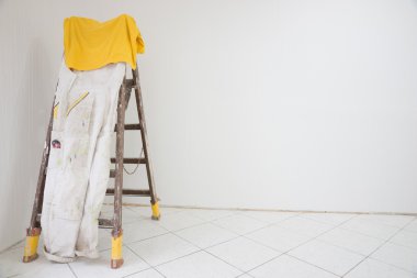 Bir merdiven ile Oda