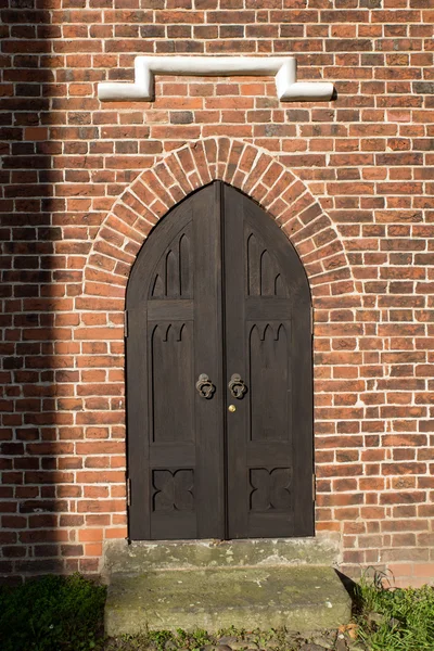 Stare drewniane drzwi rustykalne — Zdjęcie stockowe