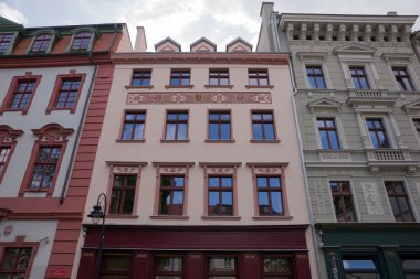 Wroclaw eski meydanında bina cephe