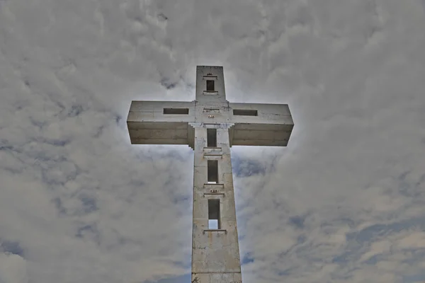 Cruz en la punta oriental de Guadalupe —  Fotos de Stock