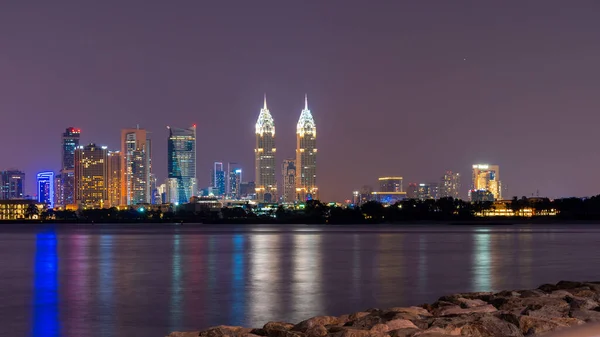 Vista Noturna Para Icônico Panorama Arranha Céus Dubai Incrível Iluminação — Fotografia de Stock