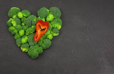 Taze yeşil brokoli ile sağlıklı yemek geçmişi 