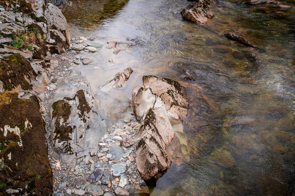 Piccolo Fiume Montagna Con Acqua Limpida Nel Galles Italia — Foto Stock