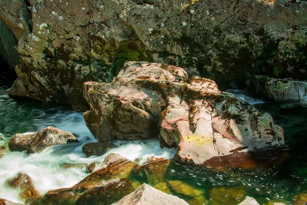 Piccolo Fiume Montagna Con Acqua Limpida Nel Galles Italia — Foto Stock