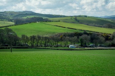 Birleşik Krallık 'taki Snowdonia Ulusal Parkı' nda dağ bulutları