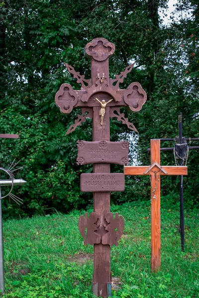 Kruis Een Pelgrimsoord Het Bos — Stockfoto