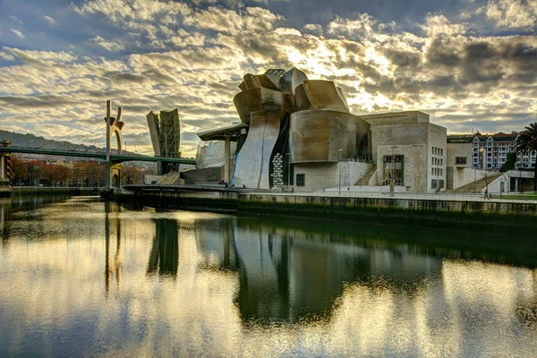 Guggenheim Bilbao. İspanya.
